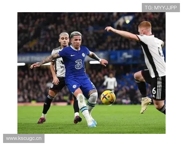 恩佐长传能力与比赛视野解析